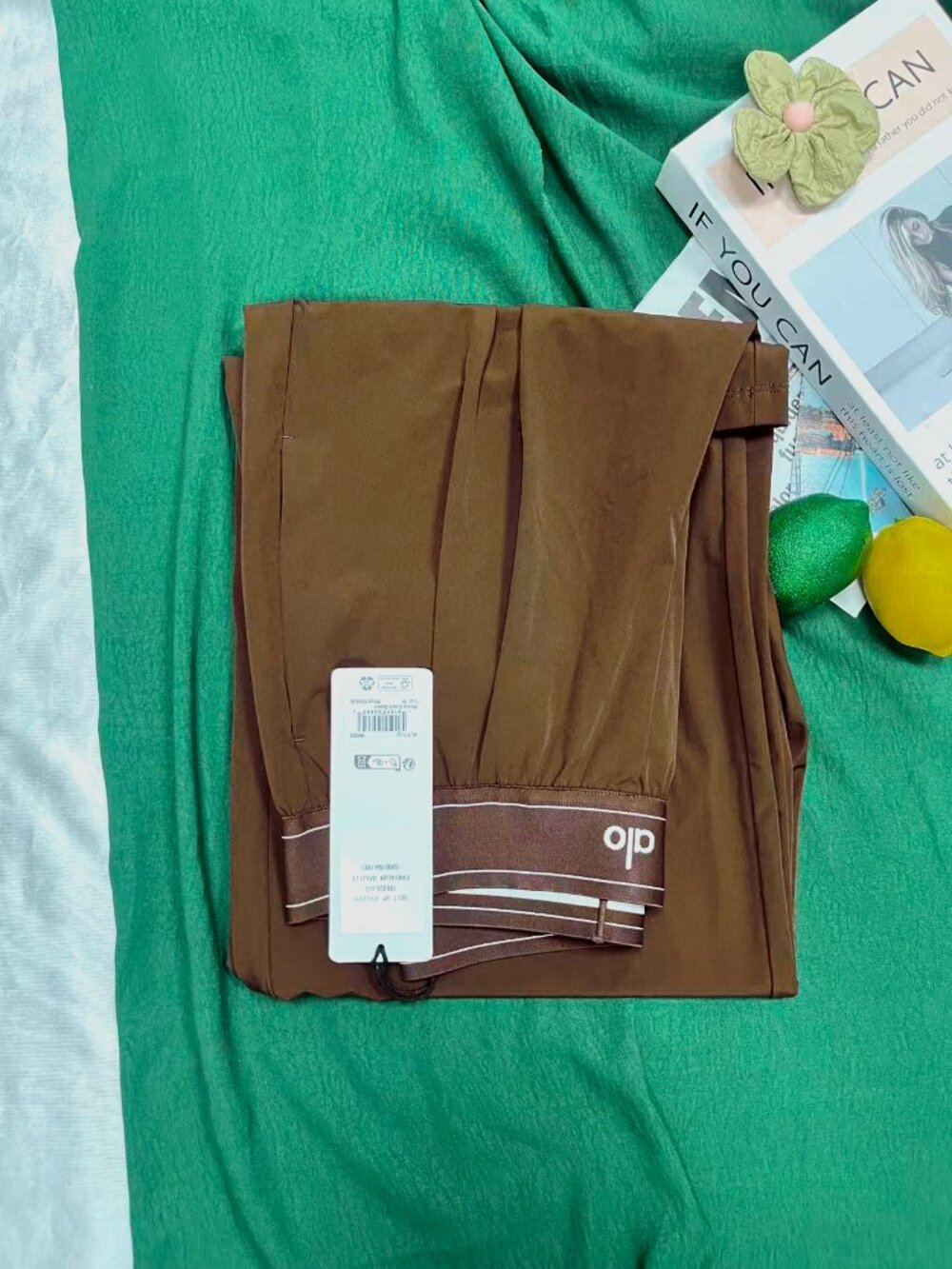 🎂ALO Yoga Suit Up Trouser NWT 🏈 Espresso Brown (Regular) Advanced relaxation - Picture 6 of 8